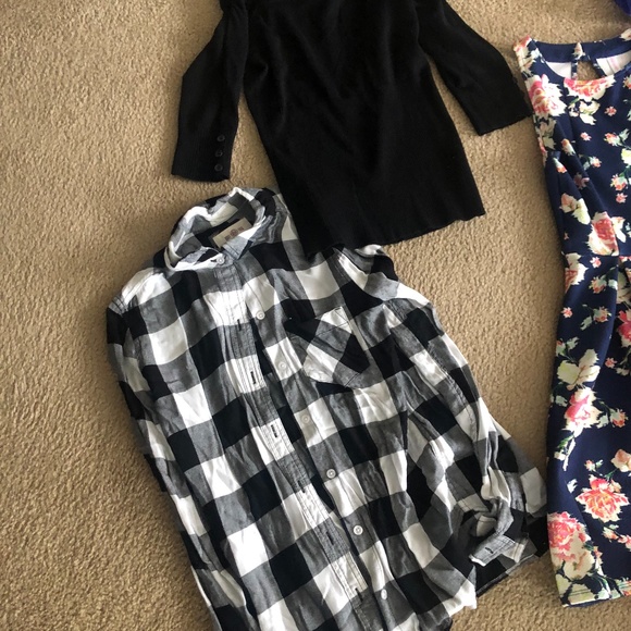 Clothing - Picture 3 of 8